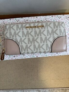 Michael Kors Beige Logo Continental Wallet with Blush Leather Trim